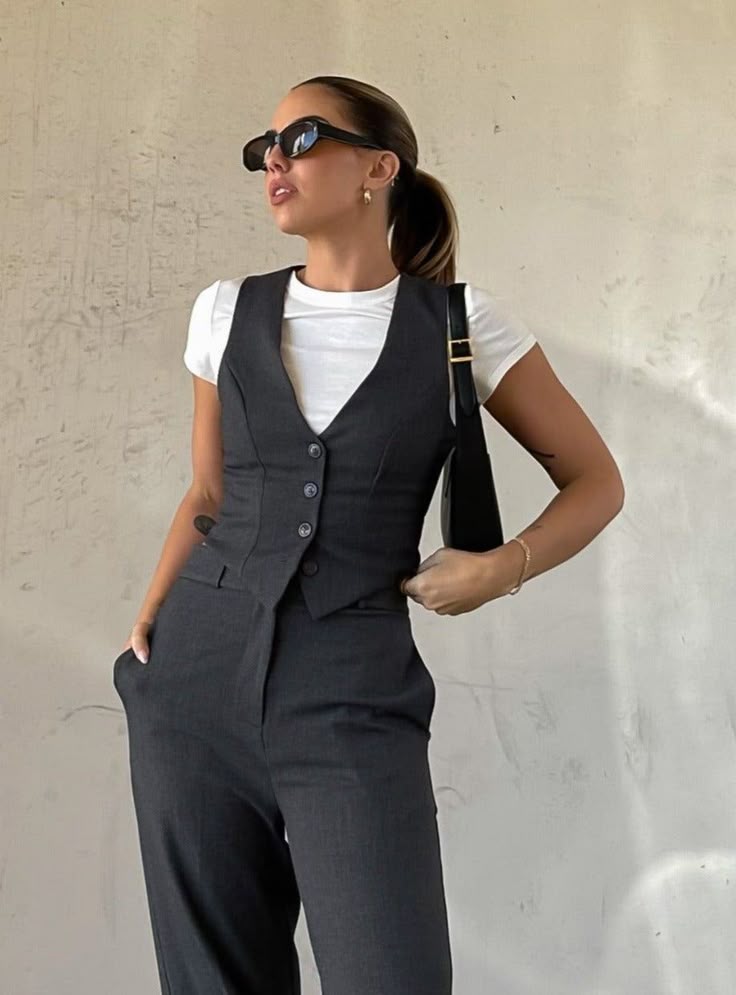Styling Tips: How to Create the Perfect Outfit with Blazers and Vests